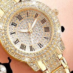 Fashion Gold With Crystal  Watch